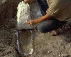 Making a mold of the footprint